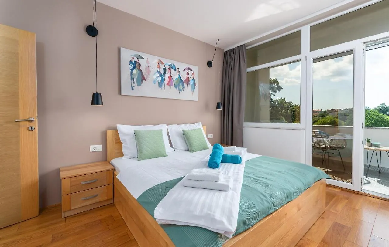 Luxury Villa Kate With Pool In Zminj