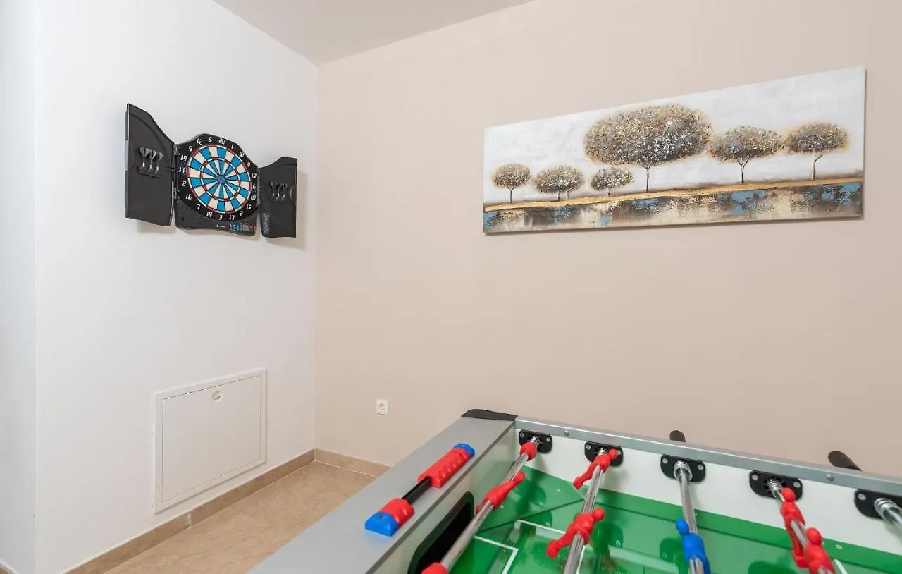 Luxury Villa Kate With Pool In Zminj