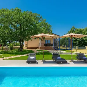 Ferienhaus Aniva By Interhome, Žminj