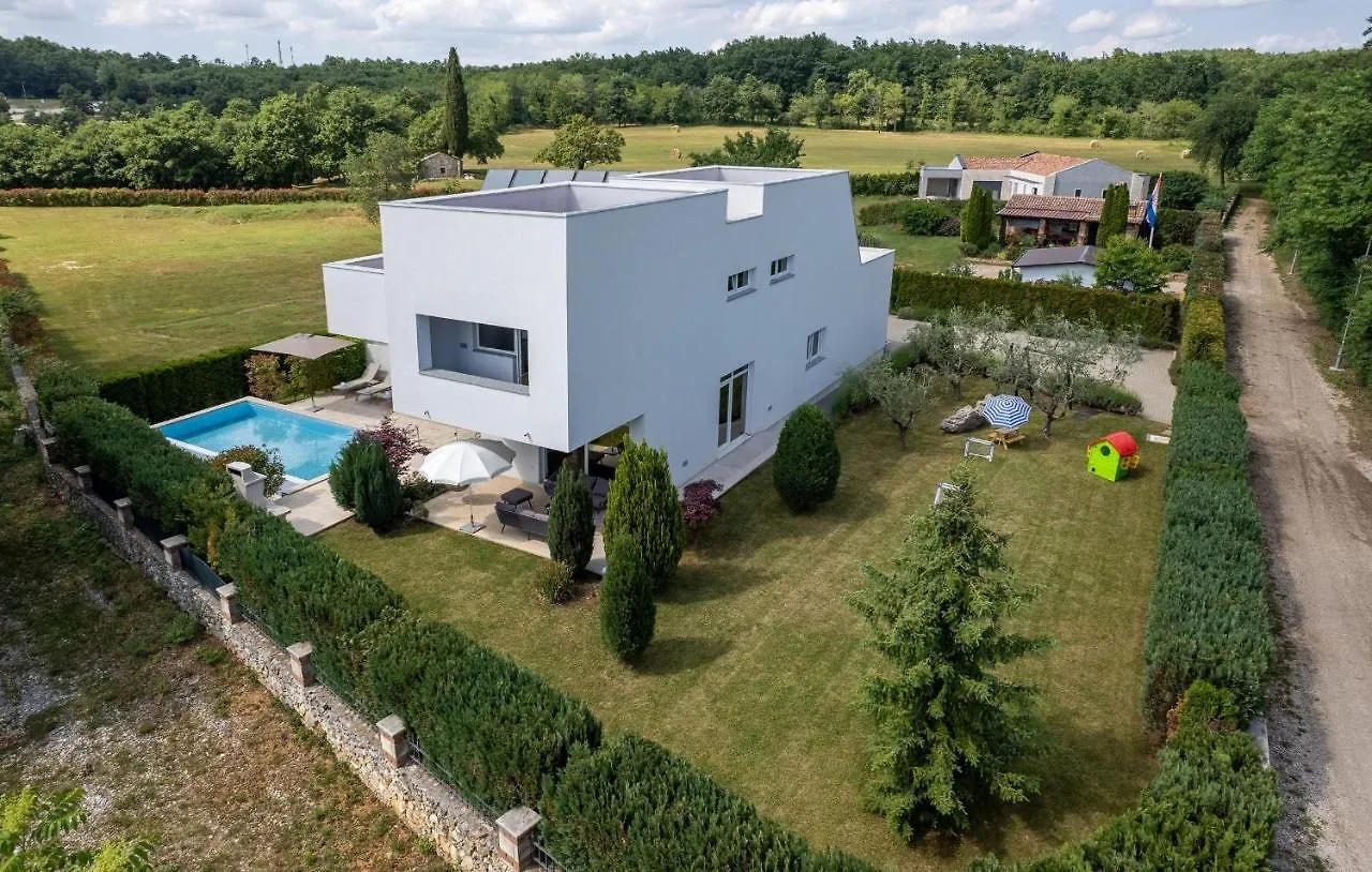 Luxury Villa Kate With Pool In Žminj