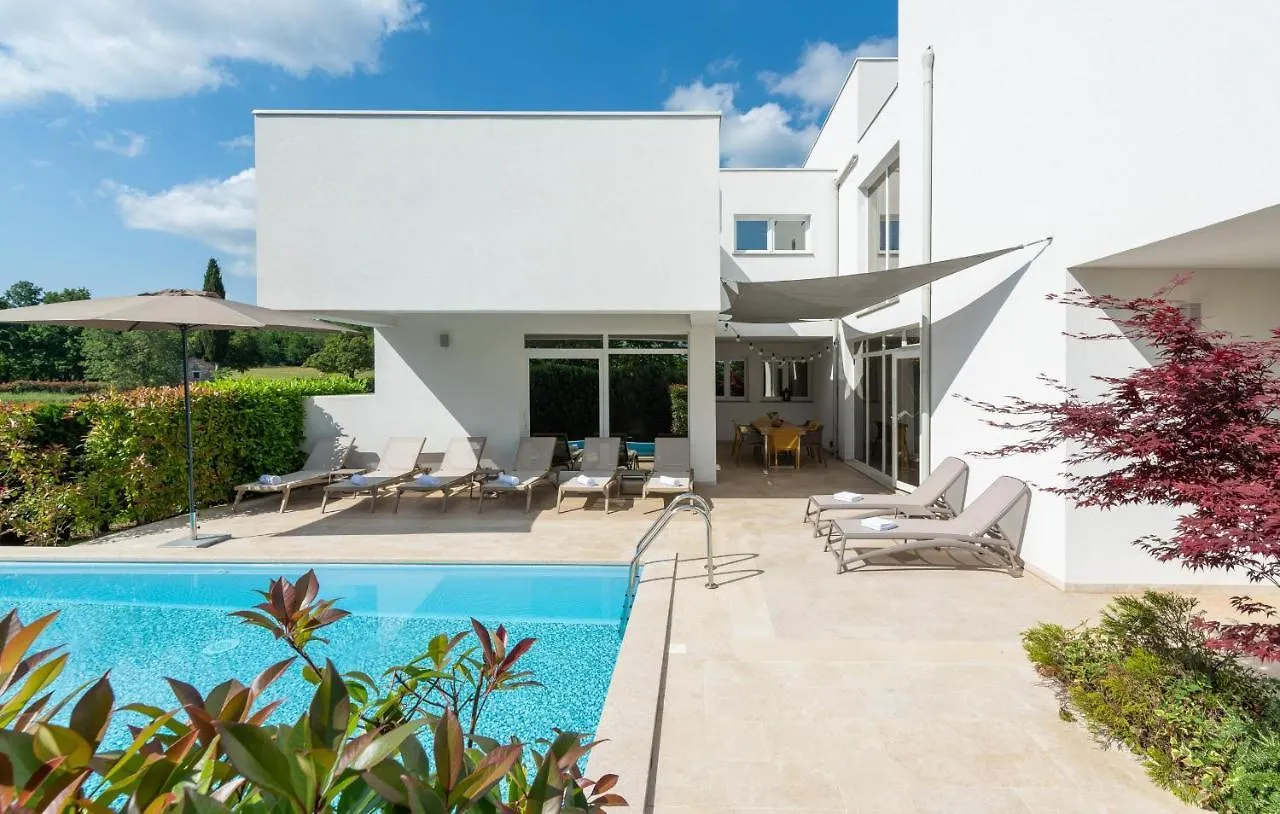 Luxury Villa Kate With Pool In Žminj 0*,  크로아티아